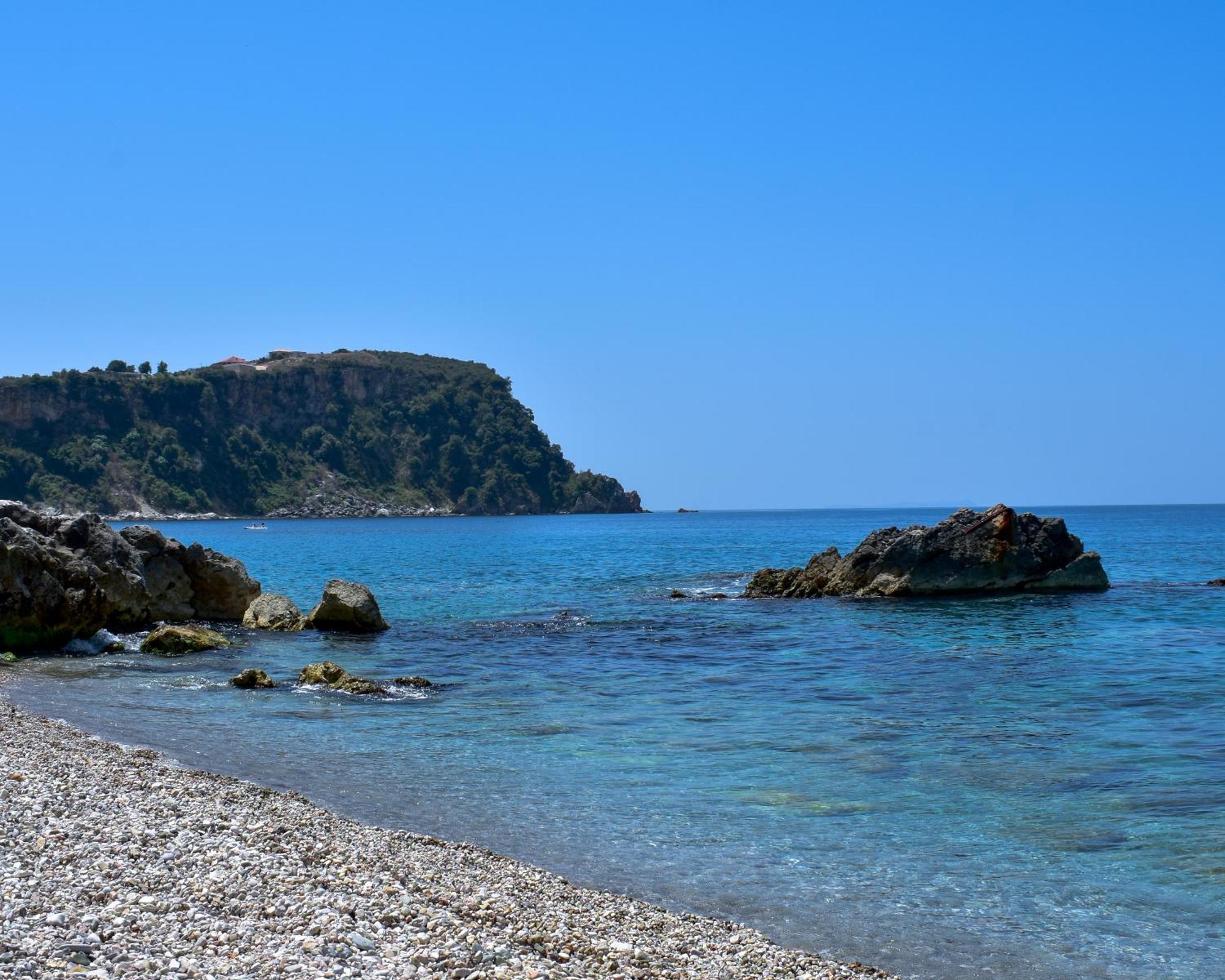 Hotel Stolis Himare Bagian luar foto