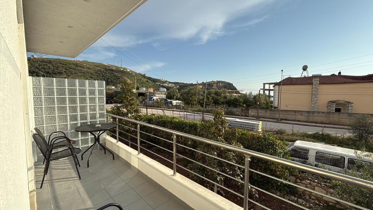 Hotel Stolis Himare Bagian luar foto