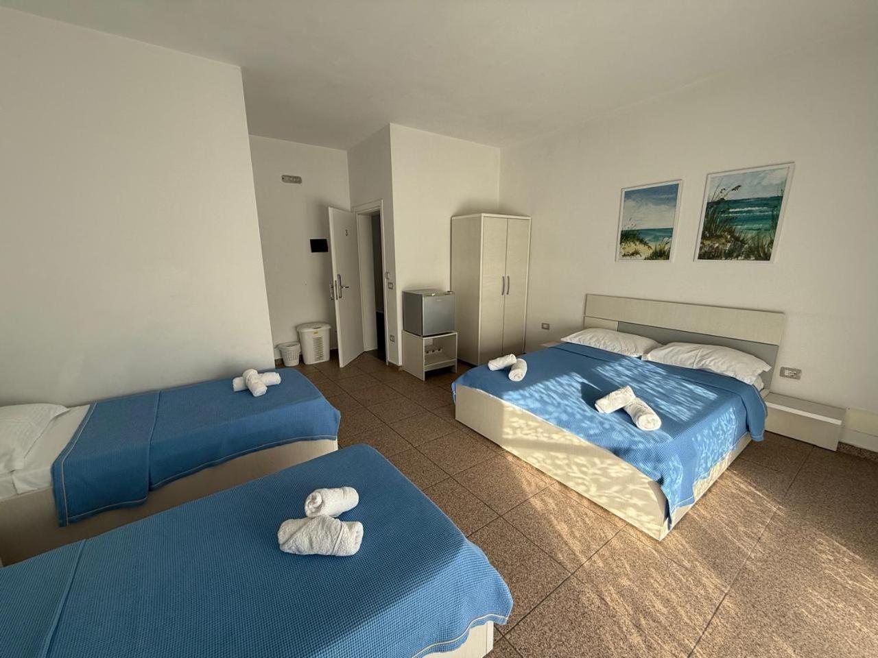 Hotel Stolis Himare Bagian luar foto