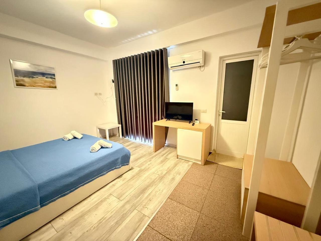 Hotel Stolis Himare Bagian luar foto