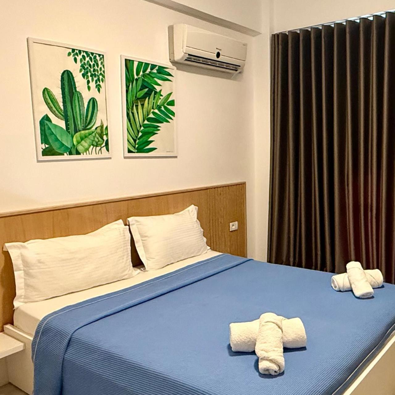 Hotel Stolis Himare Bagian luar foto