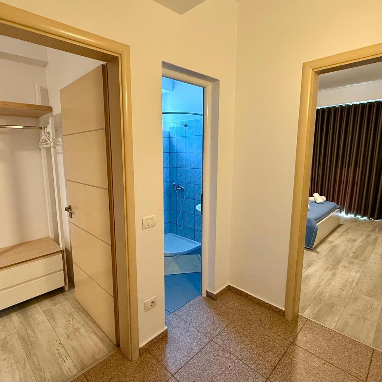 Hotel Stolis Himare Bagian luar foto