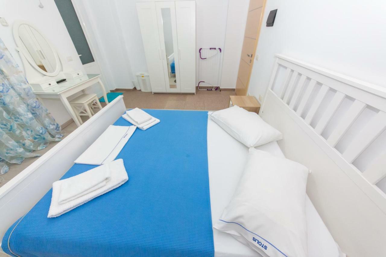 Hotel Stolis Himare Bagian luar foto