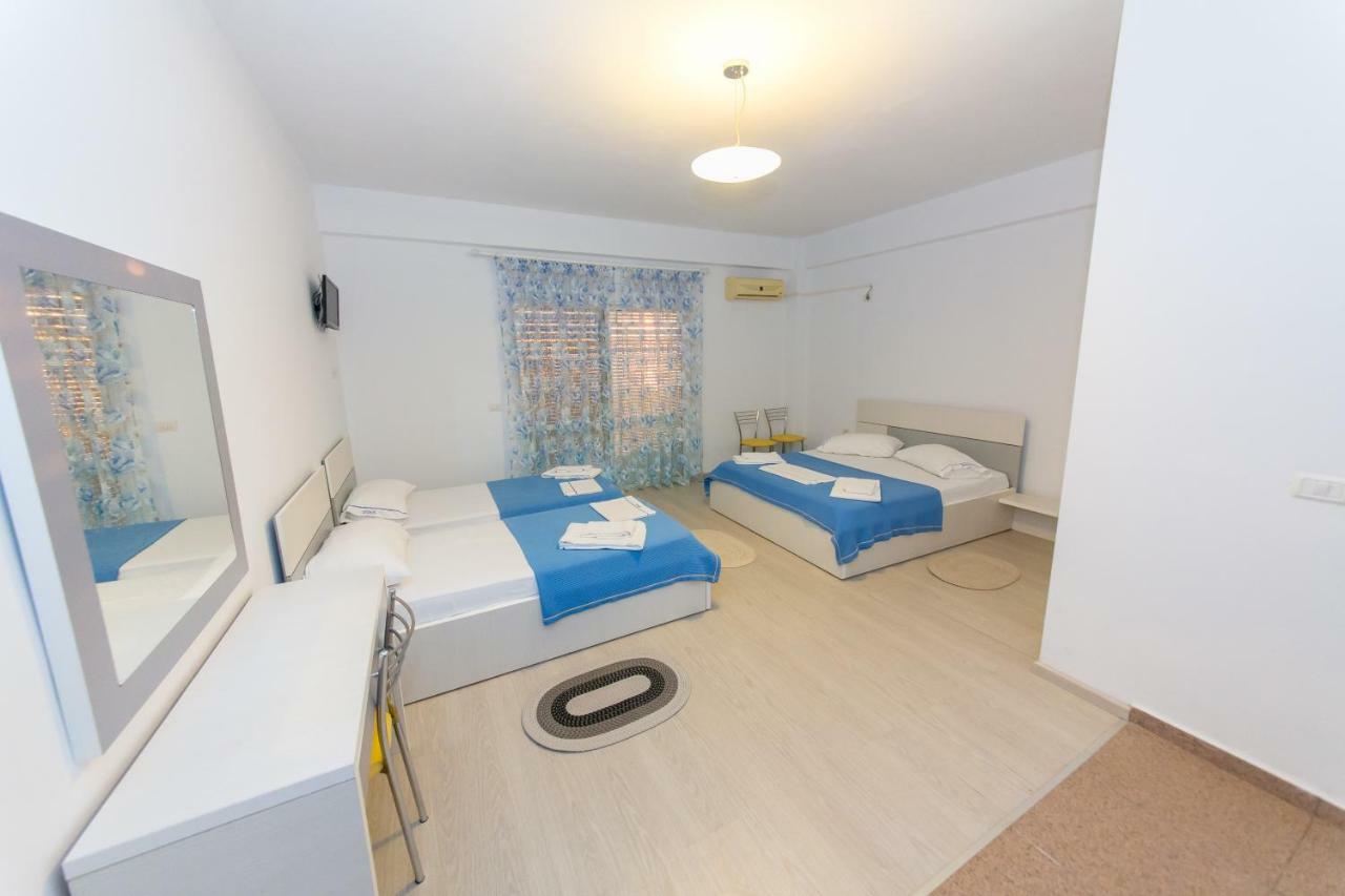 Hotel Stolis Himare Bagian luar foto